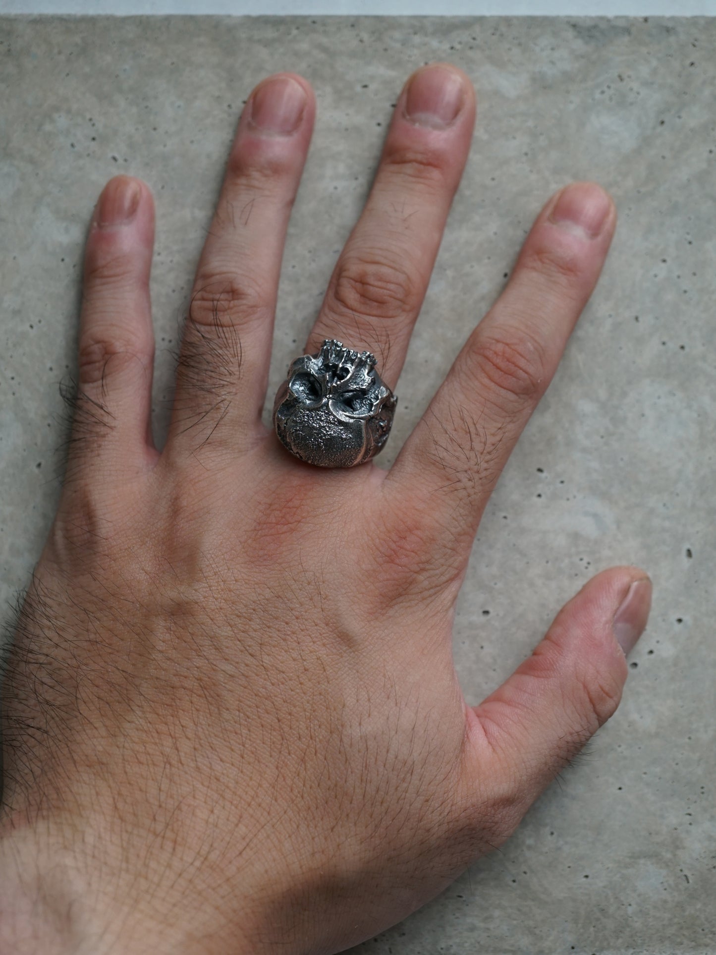 QR01A Vanitas Ring Antique ver.