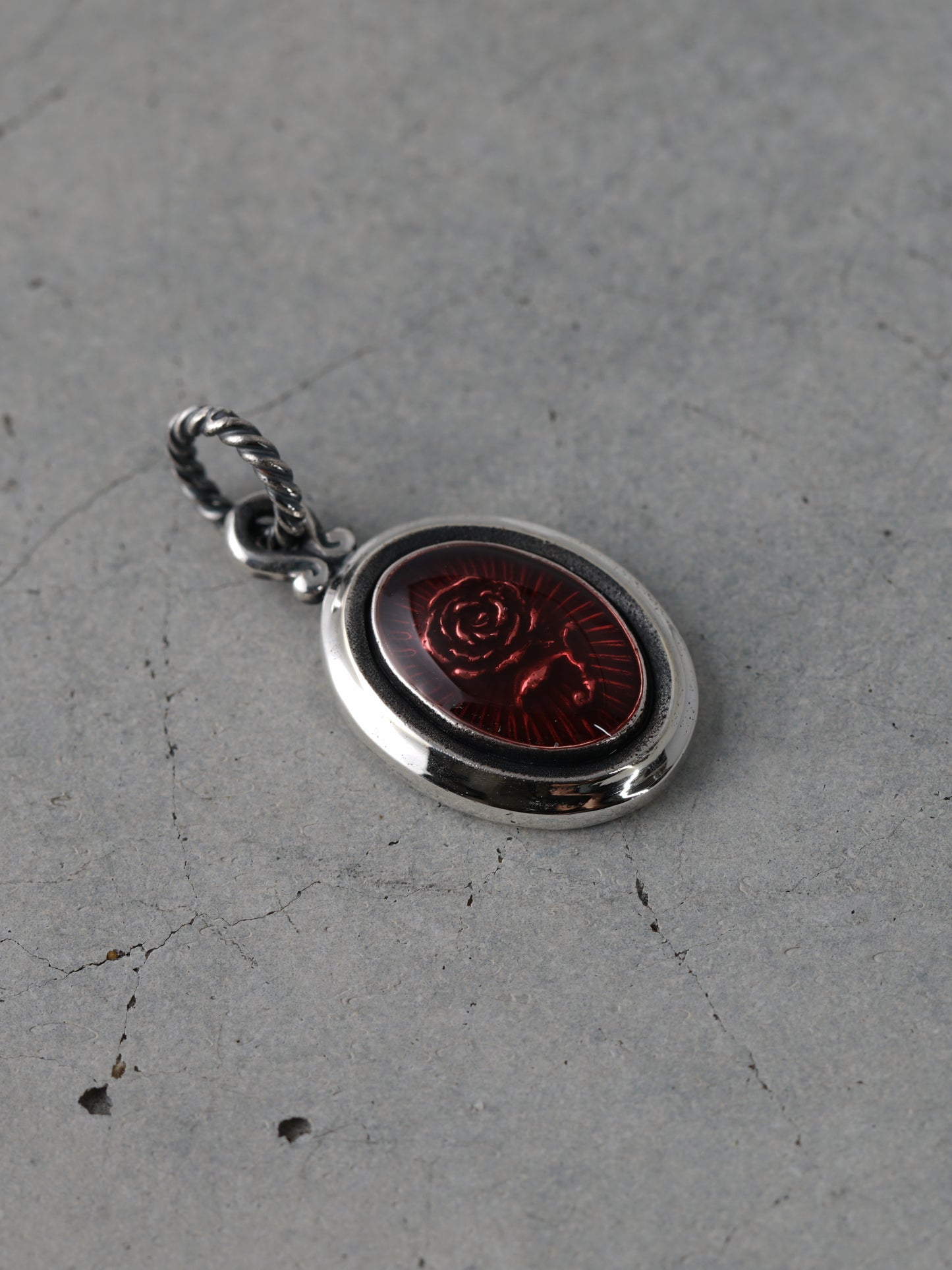 QN28P Rose Oval Pendant Polish ver.