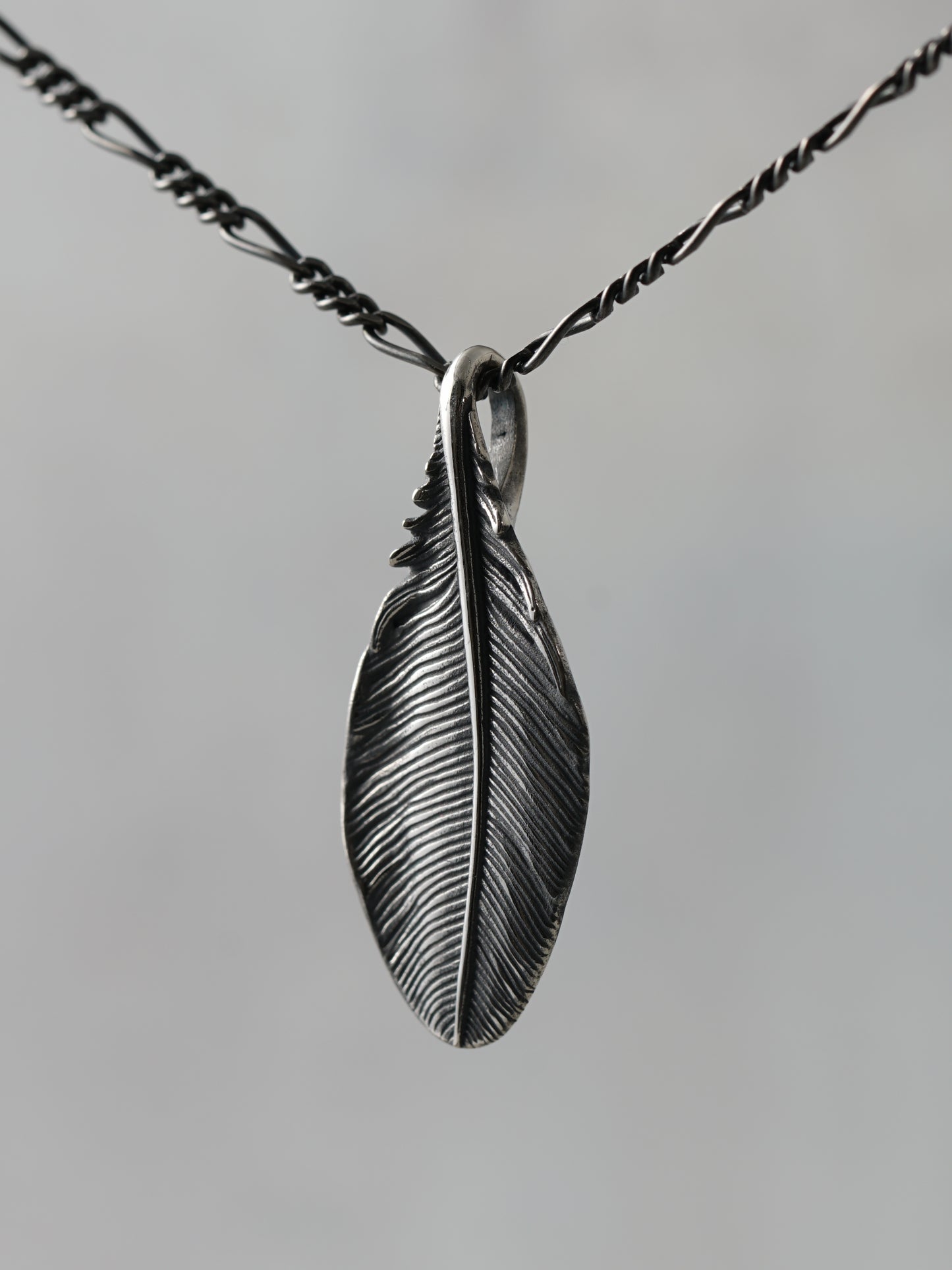 QN33P Feather Pendant C Polish ver.