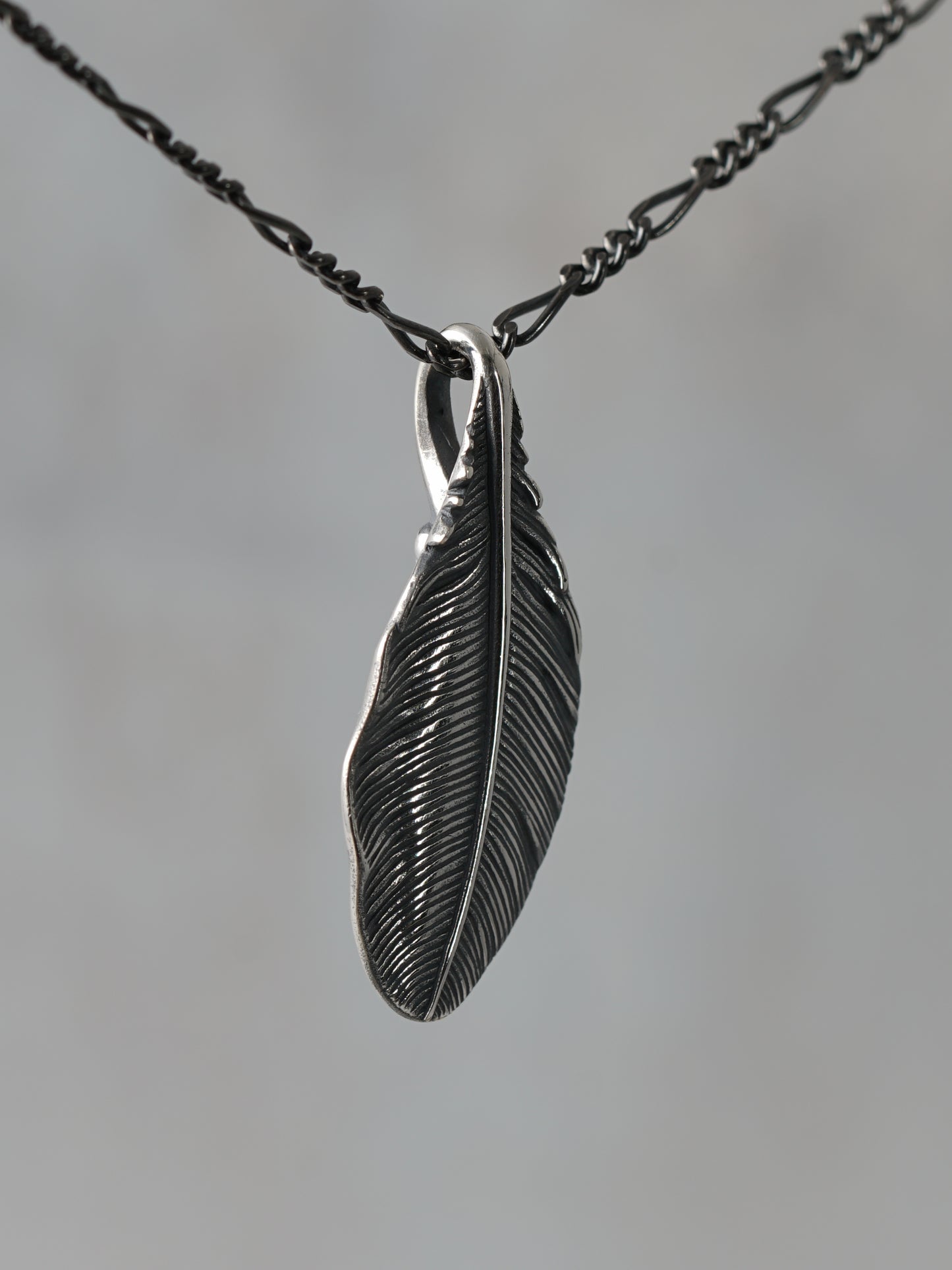 QN33P Feather Pendant C Polish ver.