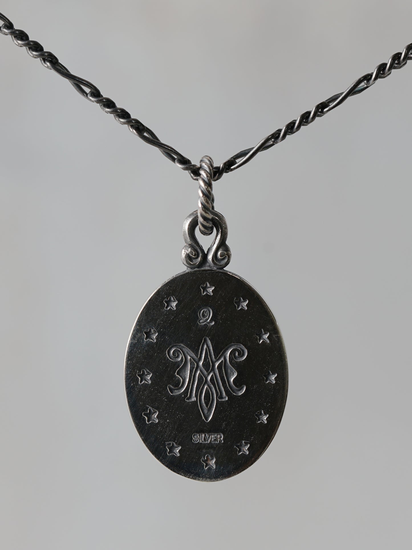 QN26P Maria Oval Pendant Polish ver.