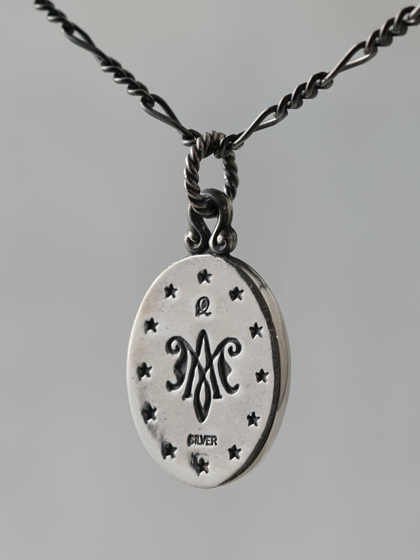 QN26P Maria Oval Pendant Polish ver.