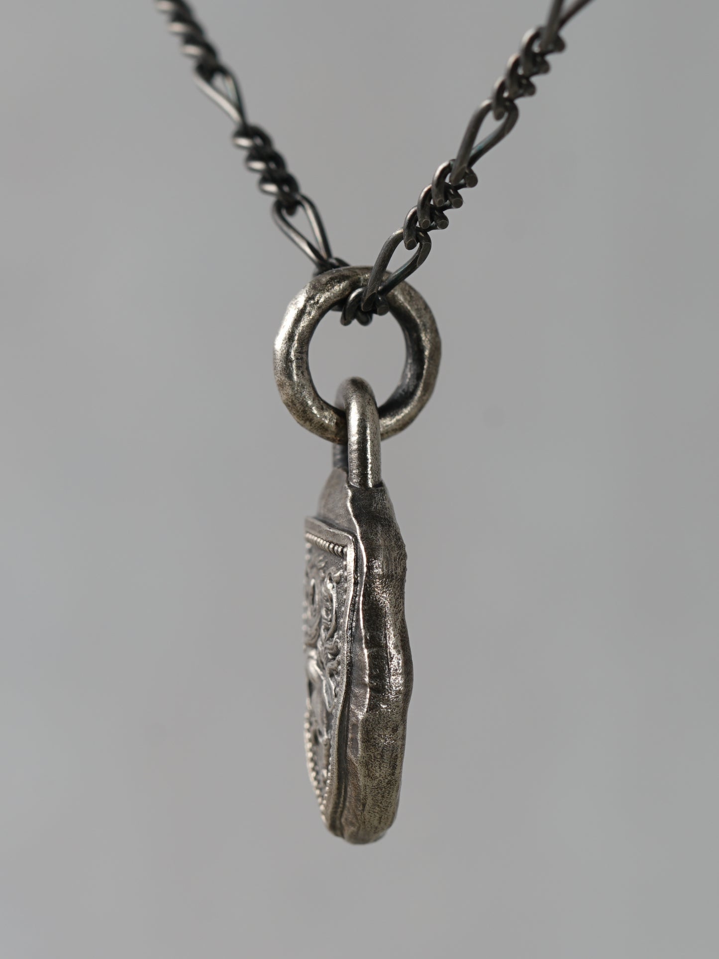 QN42A Unicorn Pendant 2 Antique ver.