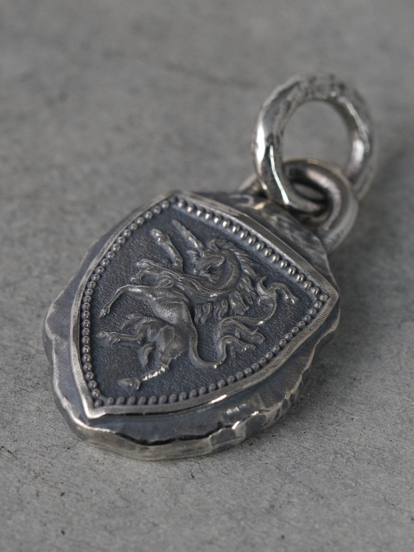 QN42P Unicorn Pendant 2 Polish ver.