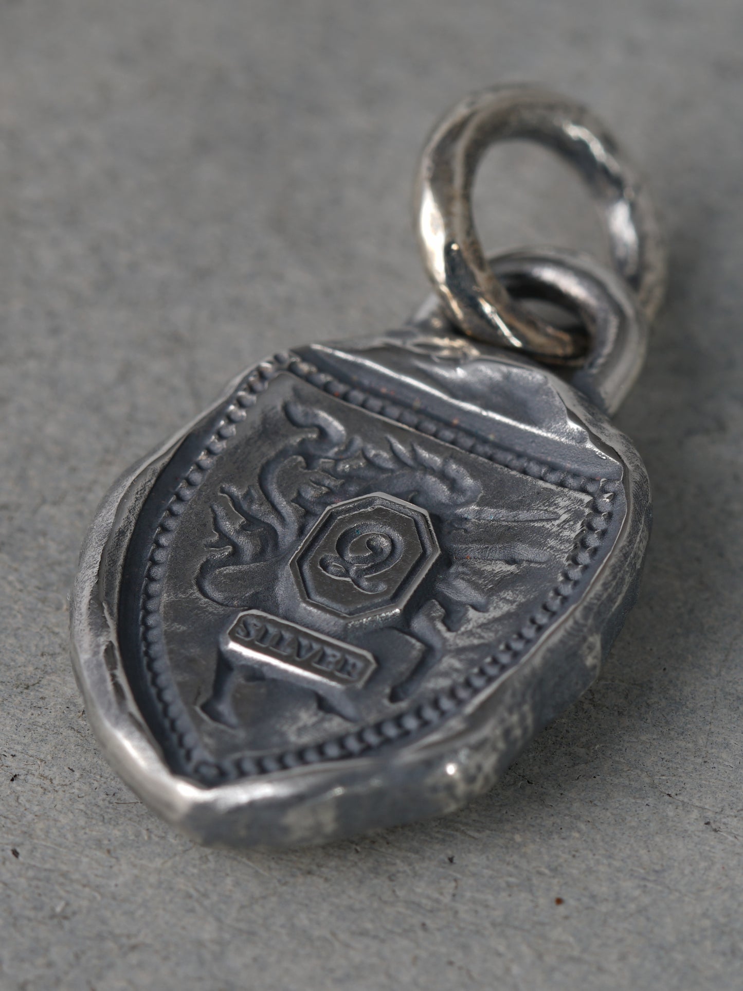 QN42P Unicorn Pendant 2 Polish ver.