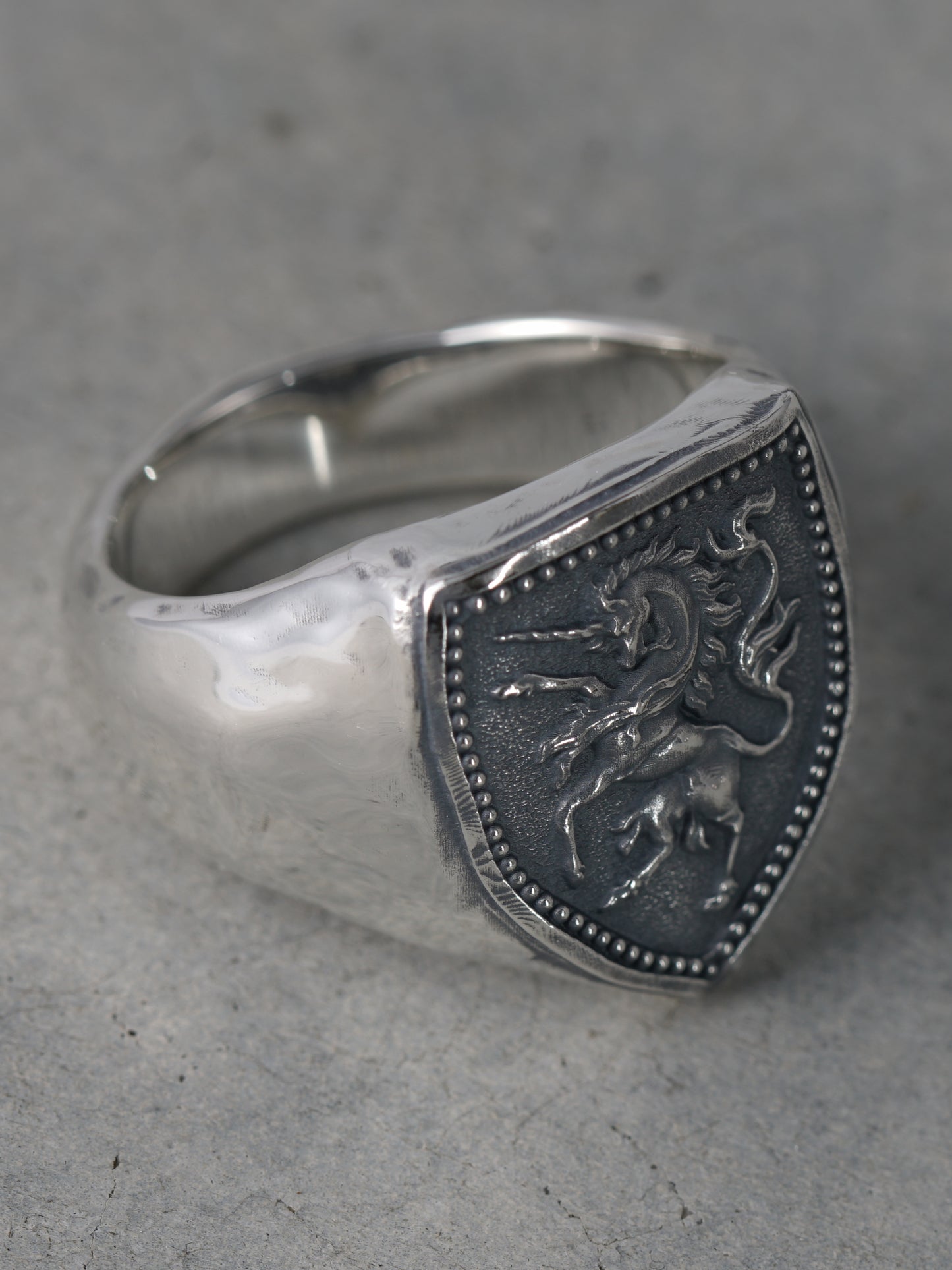 QR40SP Unicorn Ring S Polish ver.