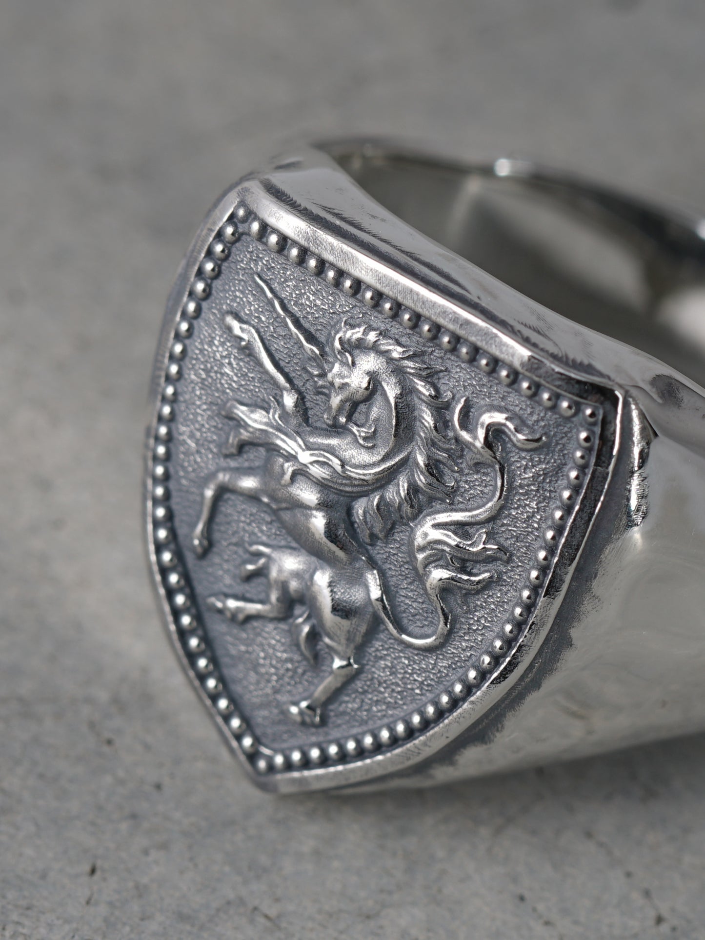QR40SP Unicorn Ring S Polish ver.