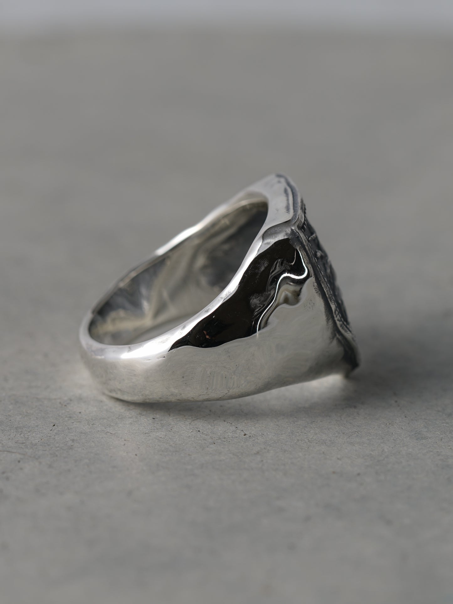QR40MP Unicorn Ring M Polish ver.