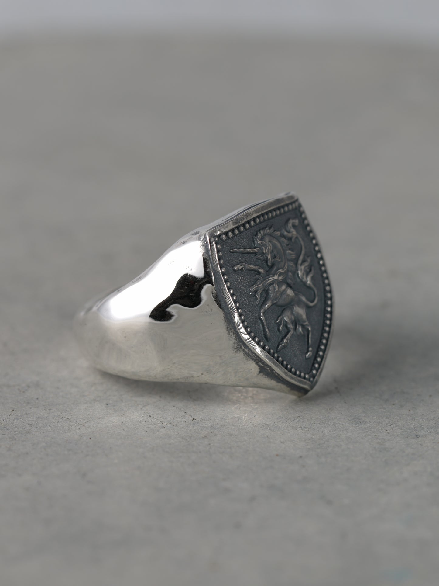 QR40MP Unicorn Ring M Polish ver.