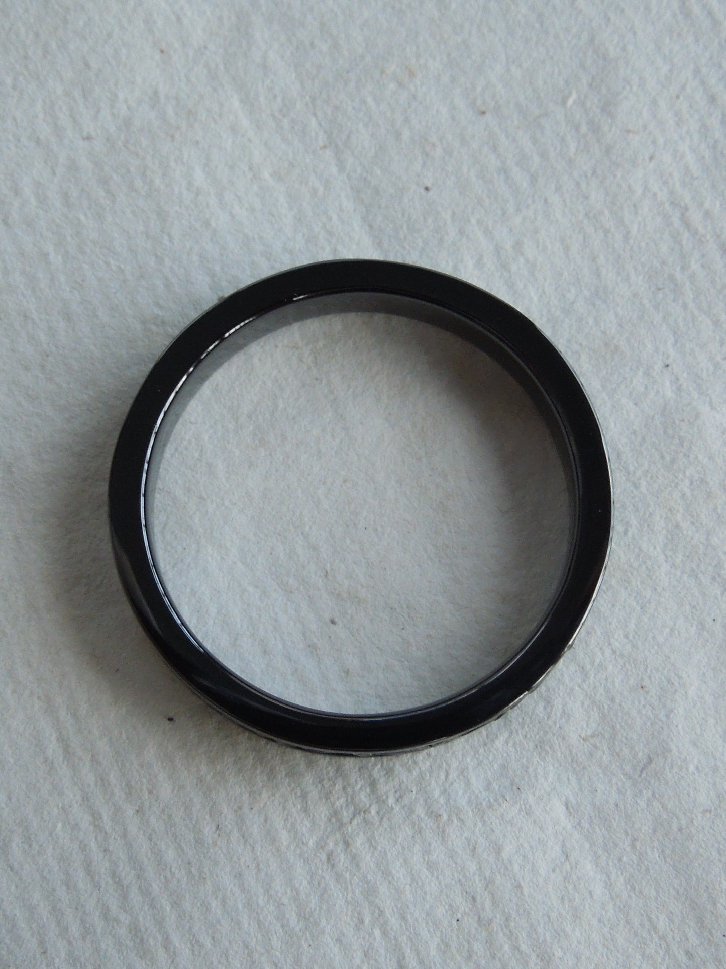 QSO049 Flat Scroll Ring Black Custom