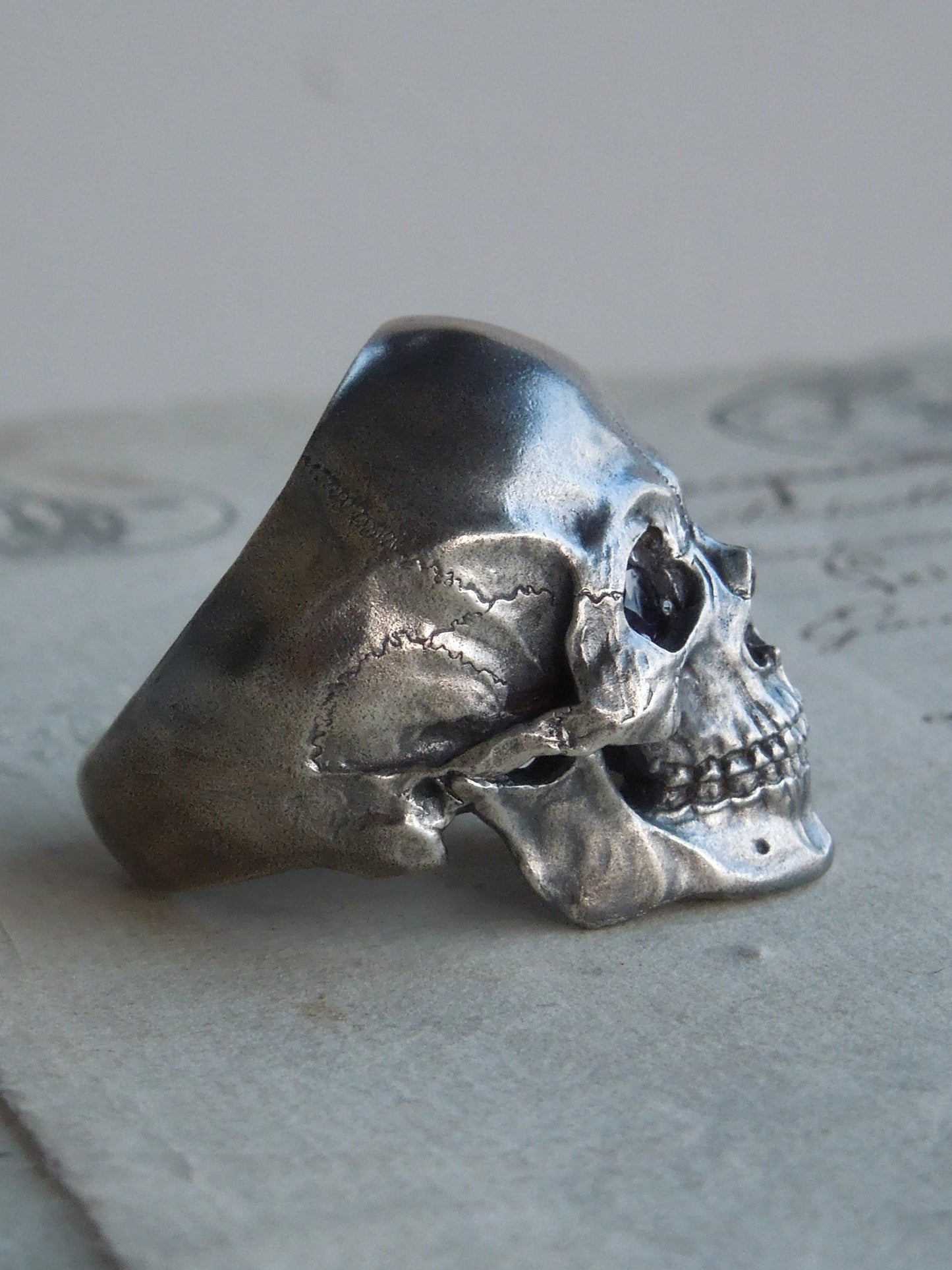 QSO052 Large Thanatos Ring 2 Amethyst Custom