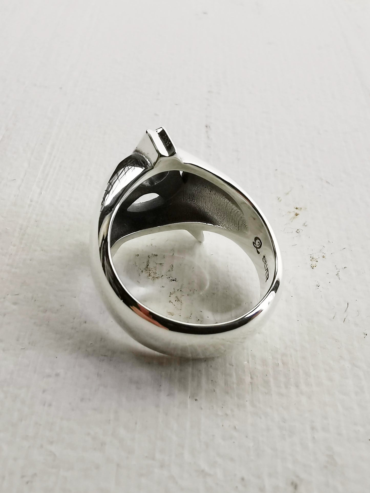 QFO011 Clothespins Ring