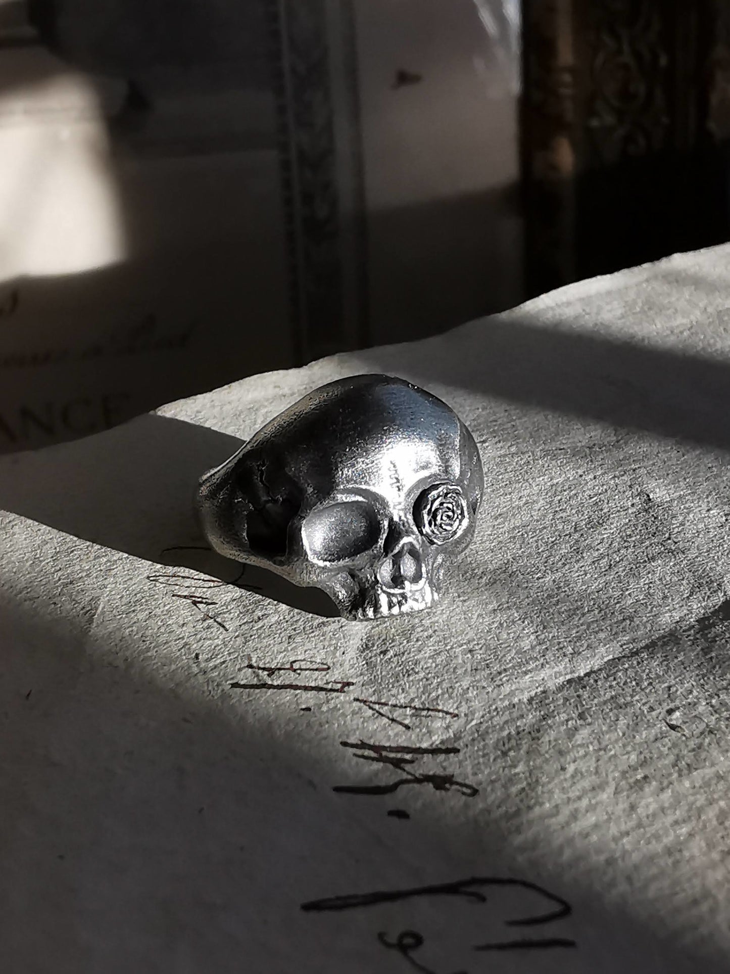 QSO103 Mini Thanatos Ring Rose Custom