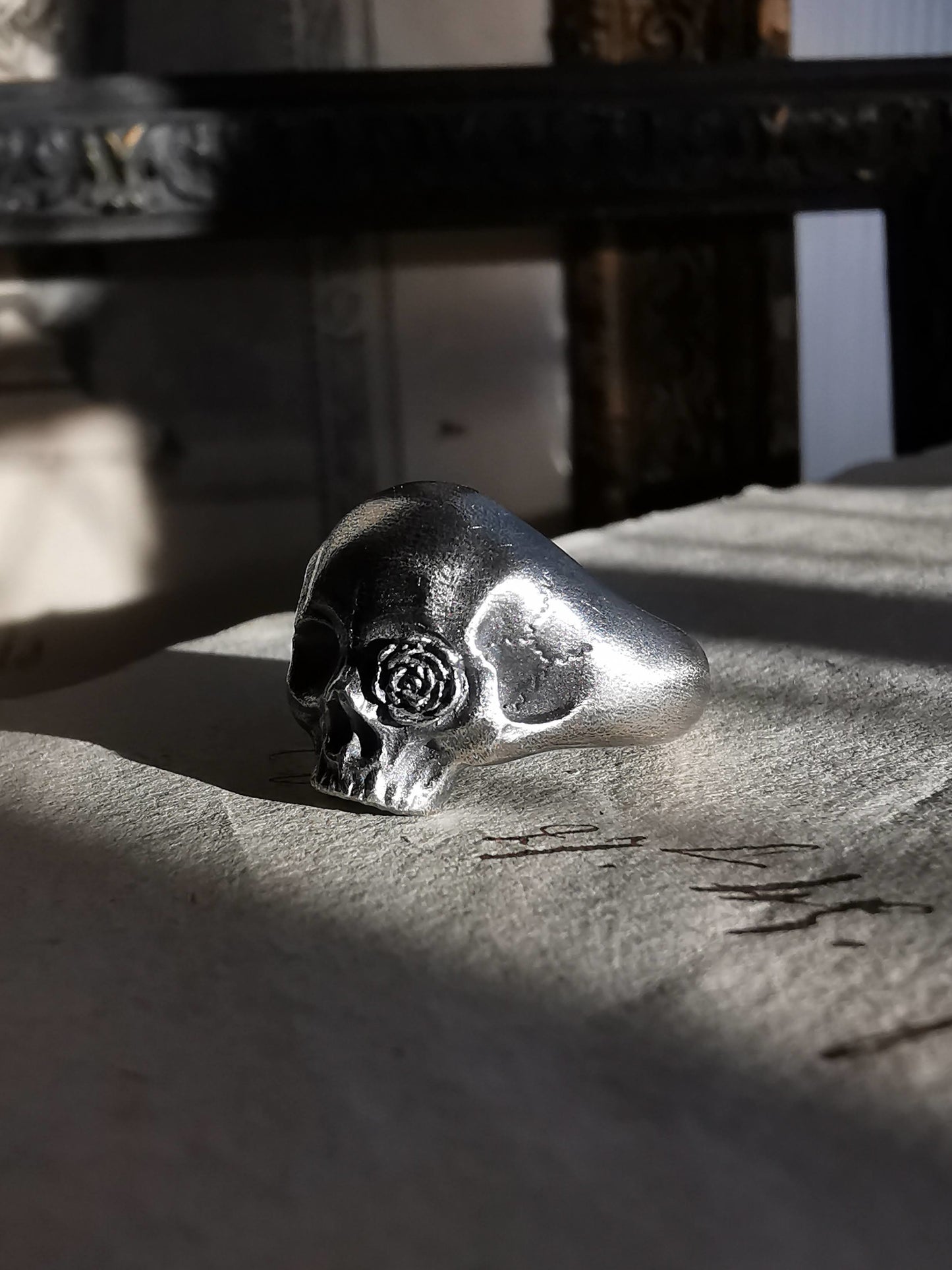 QSO103 Mini Thanatos Ring Rose Custom