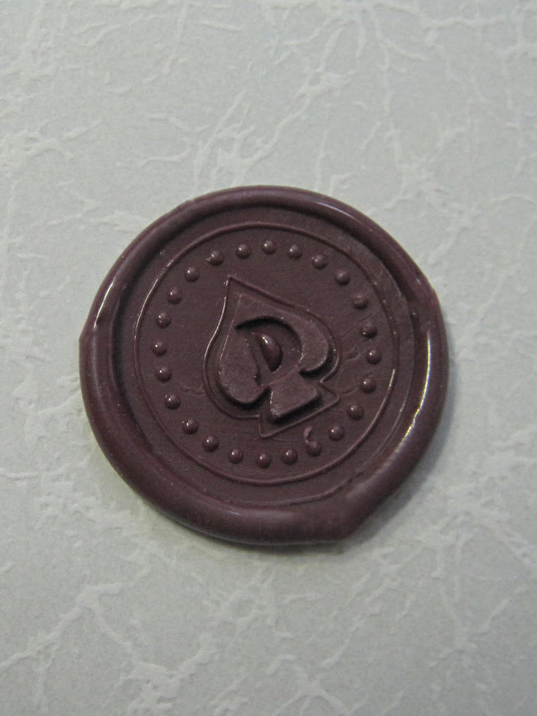 QFO062 Sealing Stamp Pendant