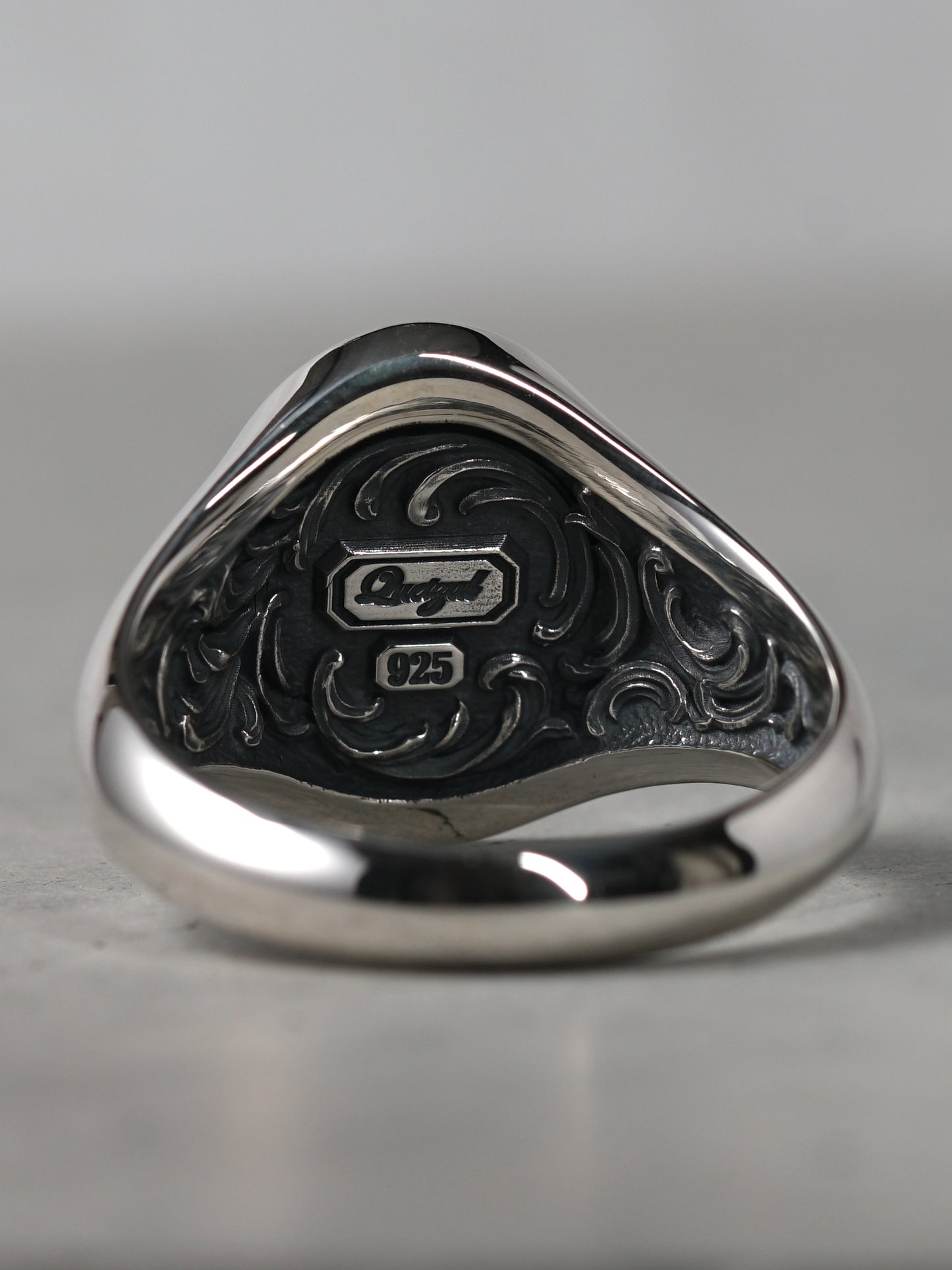 QR35SP Scroll Signet Ring 'Inside' S Polish ver.