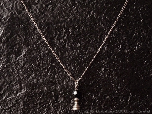 QN20 Small Pawn Pendant