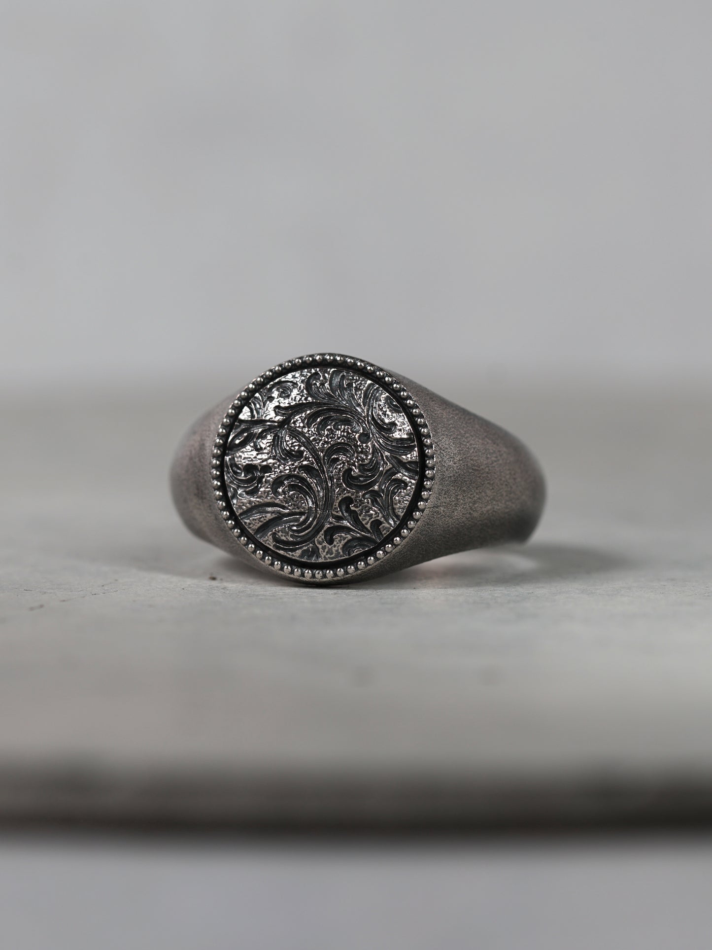 QR37SA Scroll Signet Ring 'Round' S Antique ver.