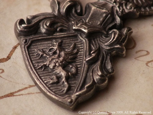 QN30S Crest Pendant Silver ver.