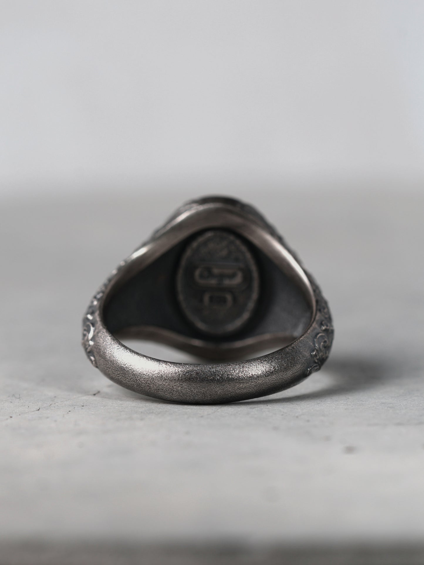 QR36SA Scroll Signet Ring 'Oval' S Antique ver.