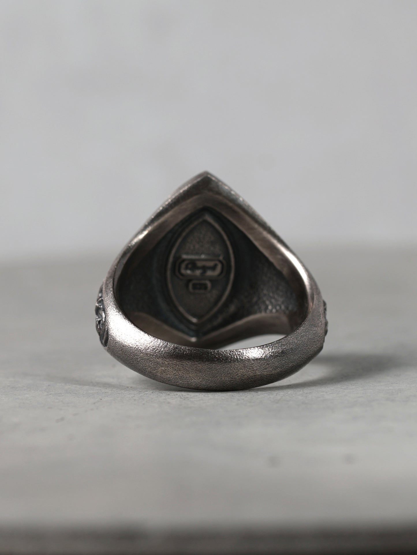 QR39SA Scroll Signet Ring 'Marquess2' S Antique ver.