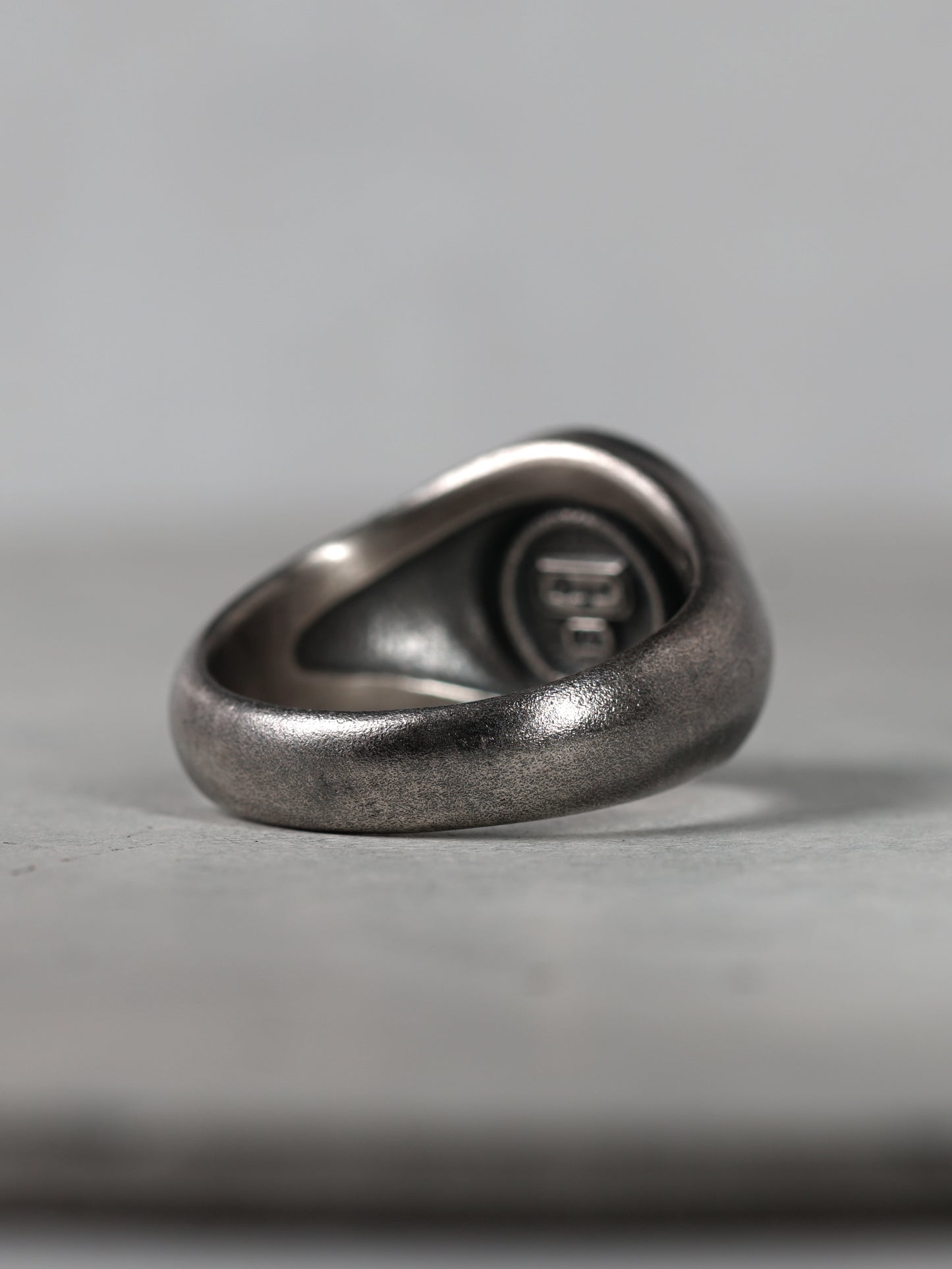 QR37SA Scroll Signet Ring 'Round' S Antique ver.