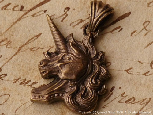 QN29B Unicorn Pendant Brass ver.