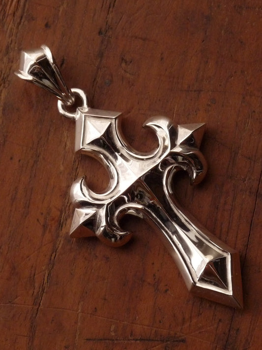 QFO023 Edgy Cross Pendant