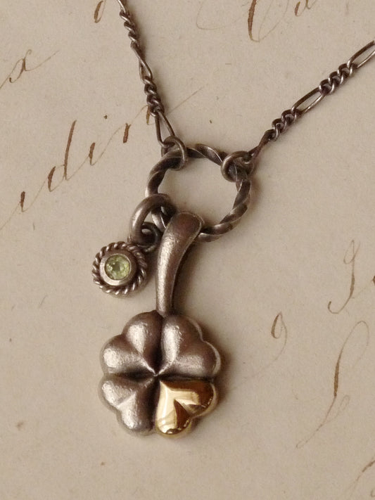 QFO012 Clover Pendant