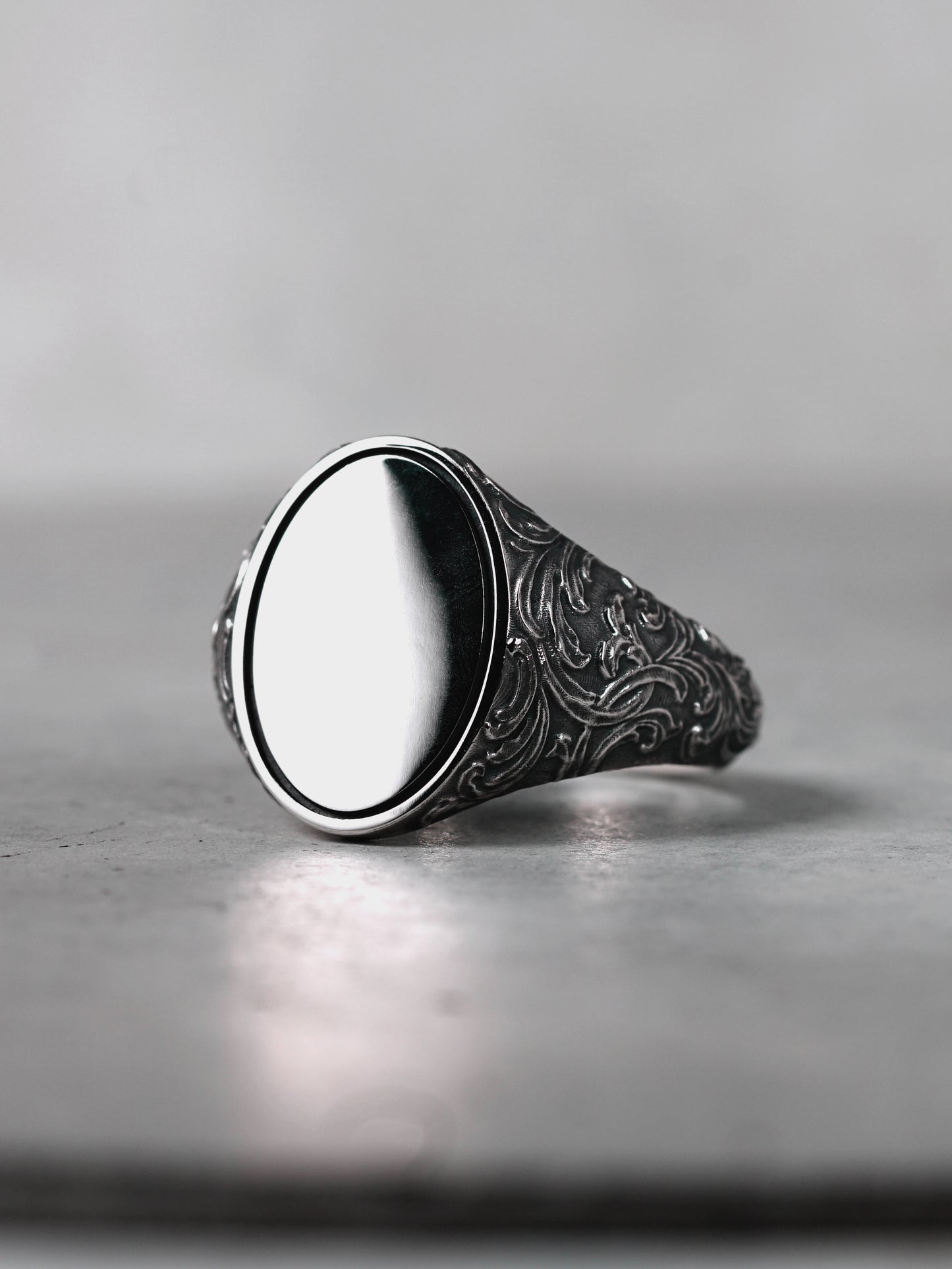 QR36SP Scroll Signet Ring 'Oval' S Polish ver.