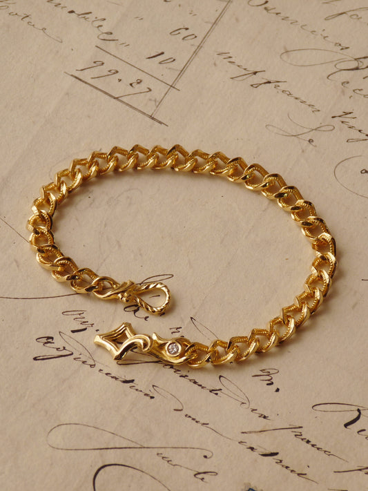 QFO030 Gold Bracelet