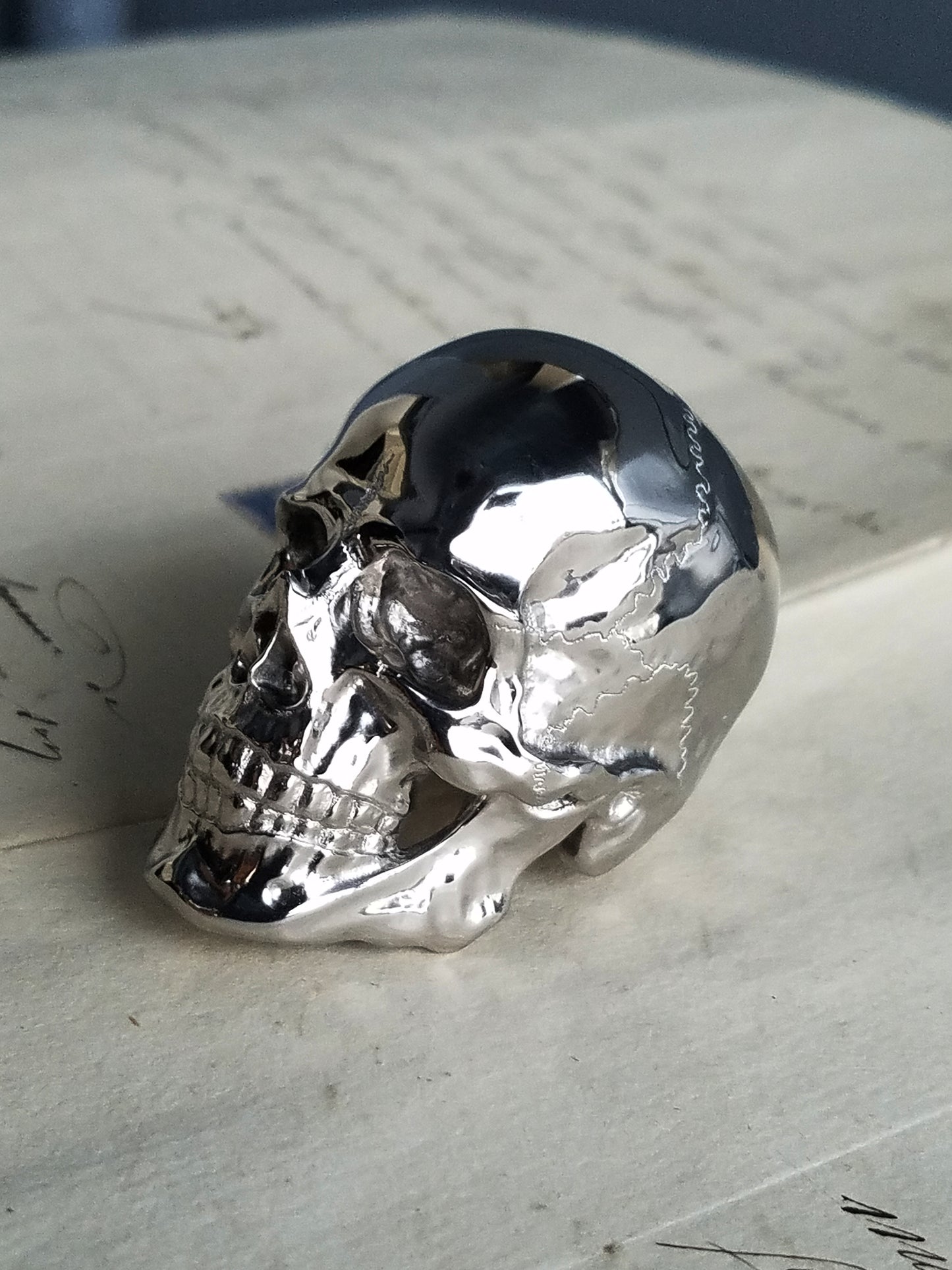 QFO075 Titan Skull Pendant