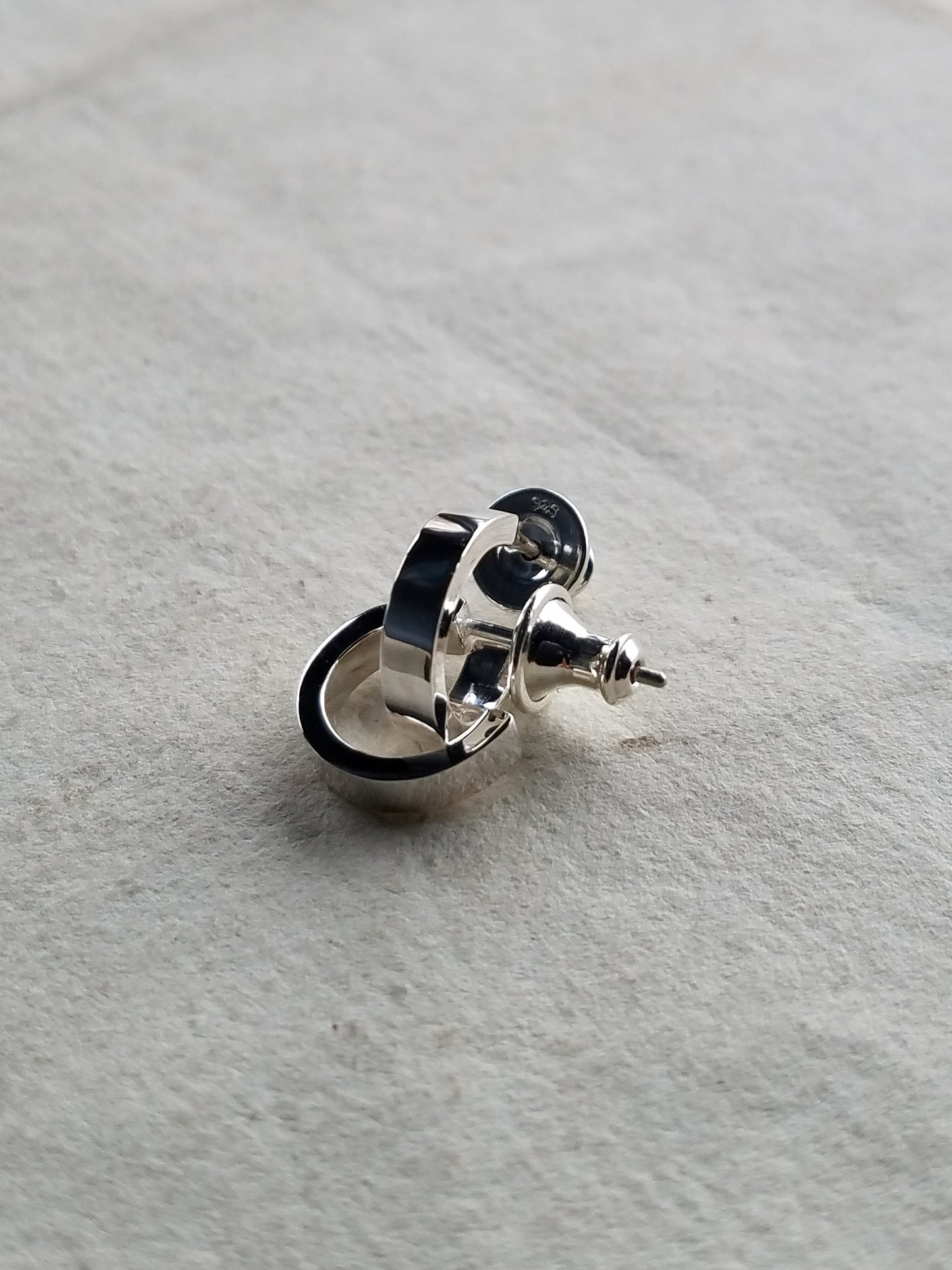 QFO026 Flat Pierce