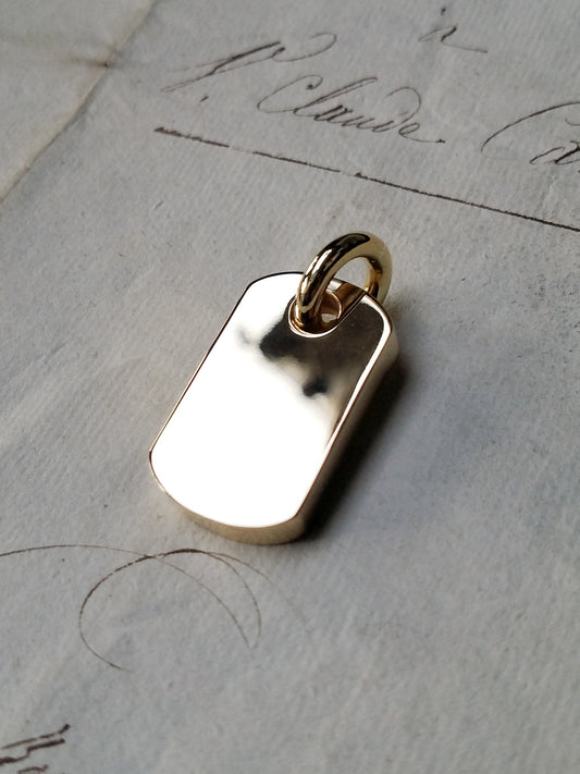 QFO063 Simple Brass Pendant