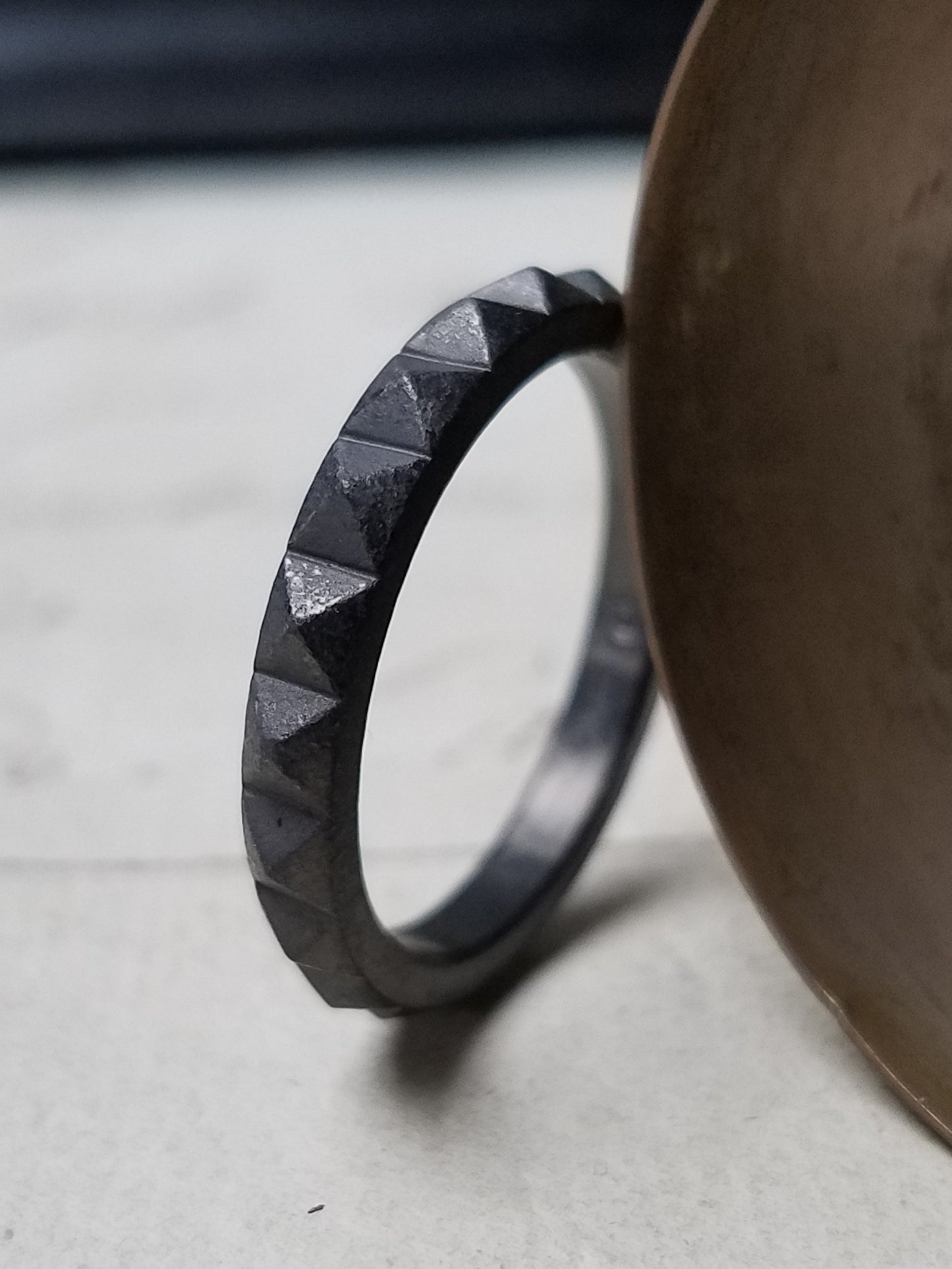 QSO140 Studs Ring Black Custom 2