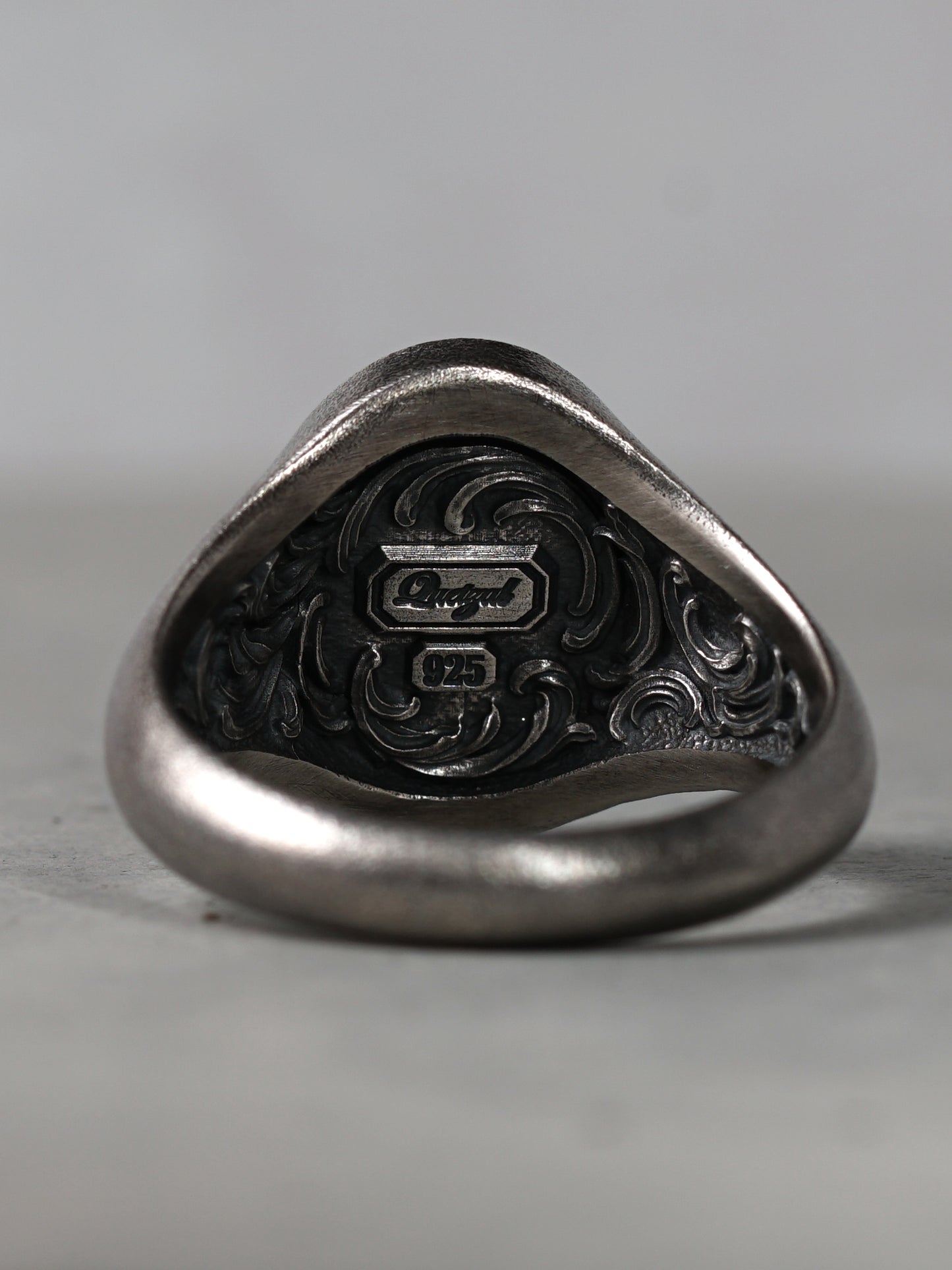 QR35SA Scroll Signet Ring 'Inside' S Antique ver.