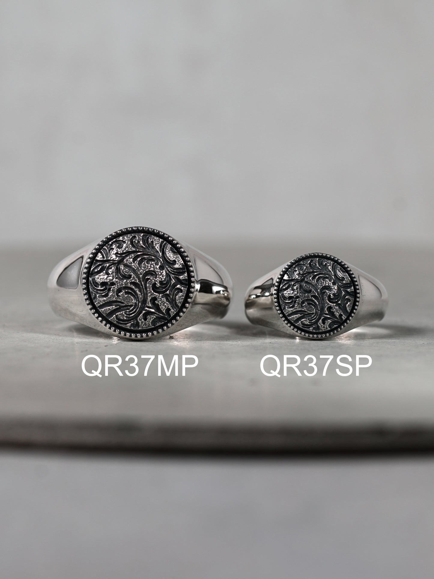 QR37MP Scroll Signet Ring 'Round' M Polish ver.