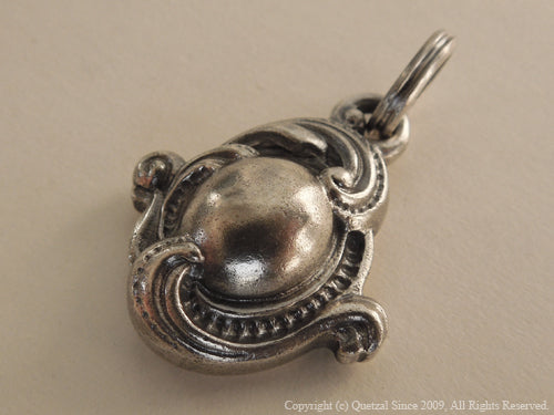 QN38A Rococo Pendant 2 Antique ver.