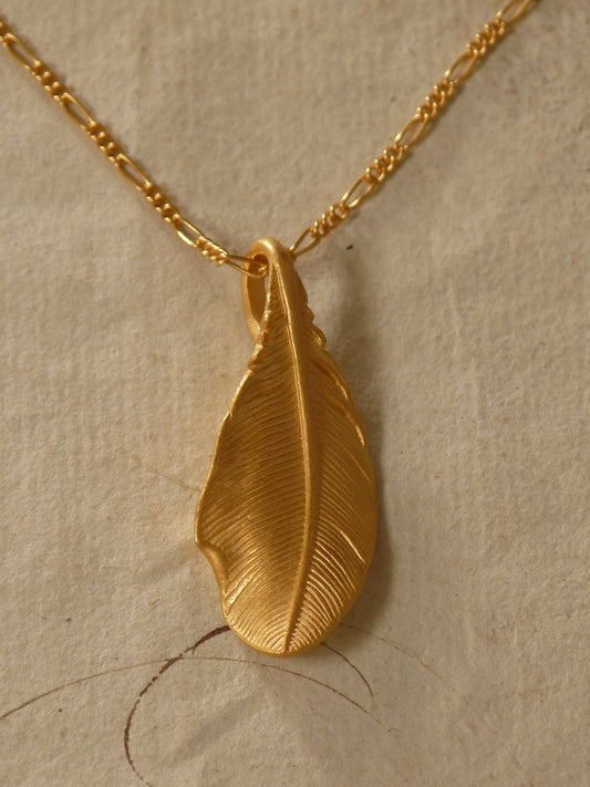 QSO38 Feather Necklace Gold Coating Custom