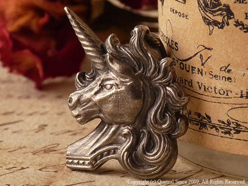 QN29S Unicorn Pendant Silver ver.