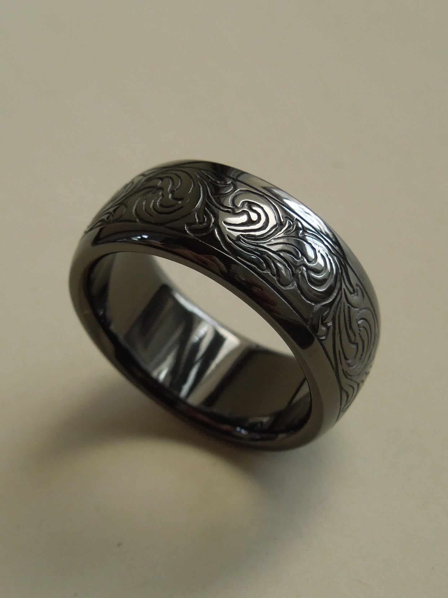 QSO34 Engrave Ring Black Custom