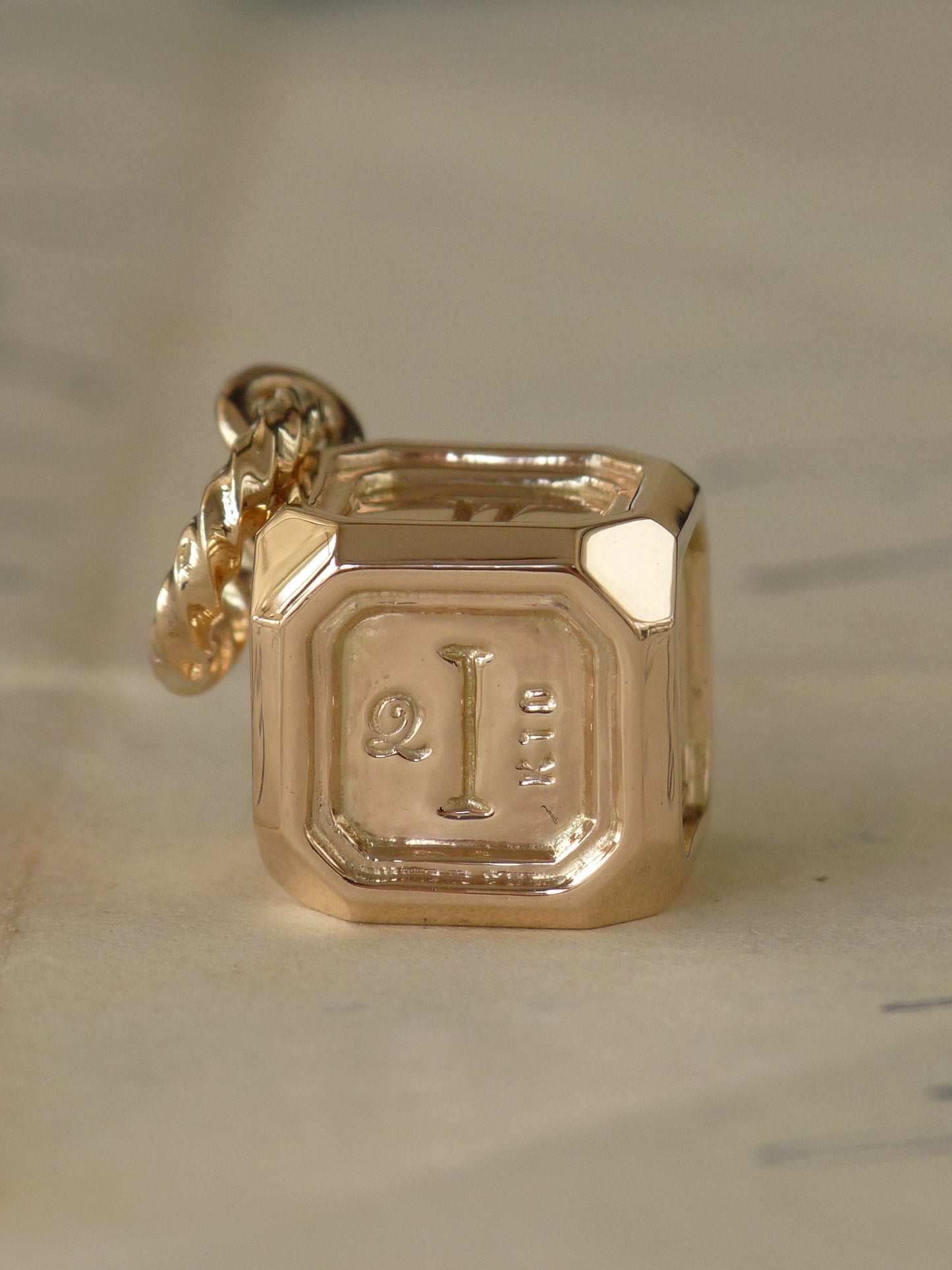 QSO125 Roman dice Pendant K10YG Custom