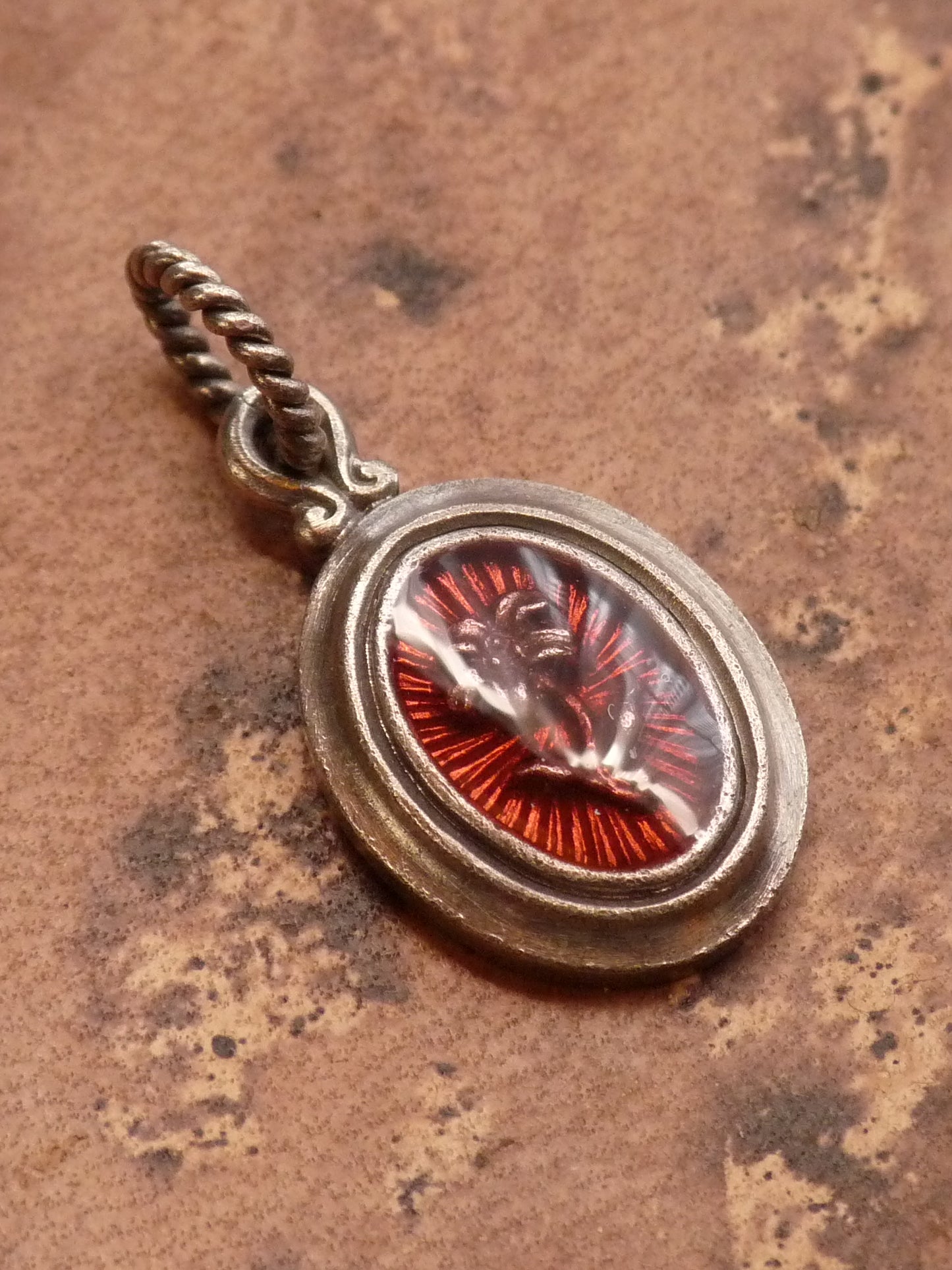 QSO076 Lily Oval Pendant Custom 3