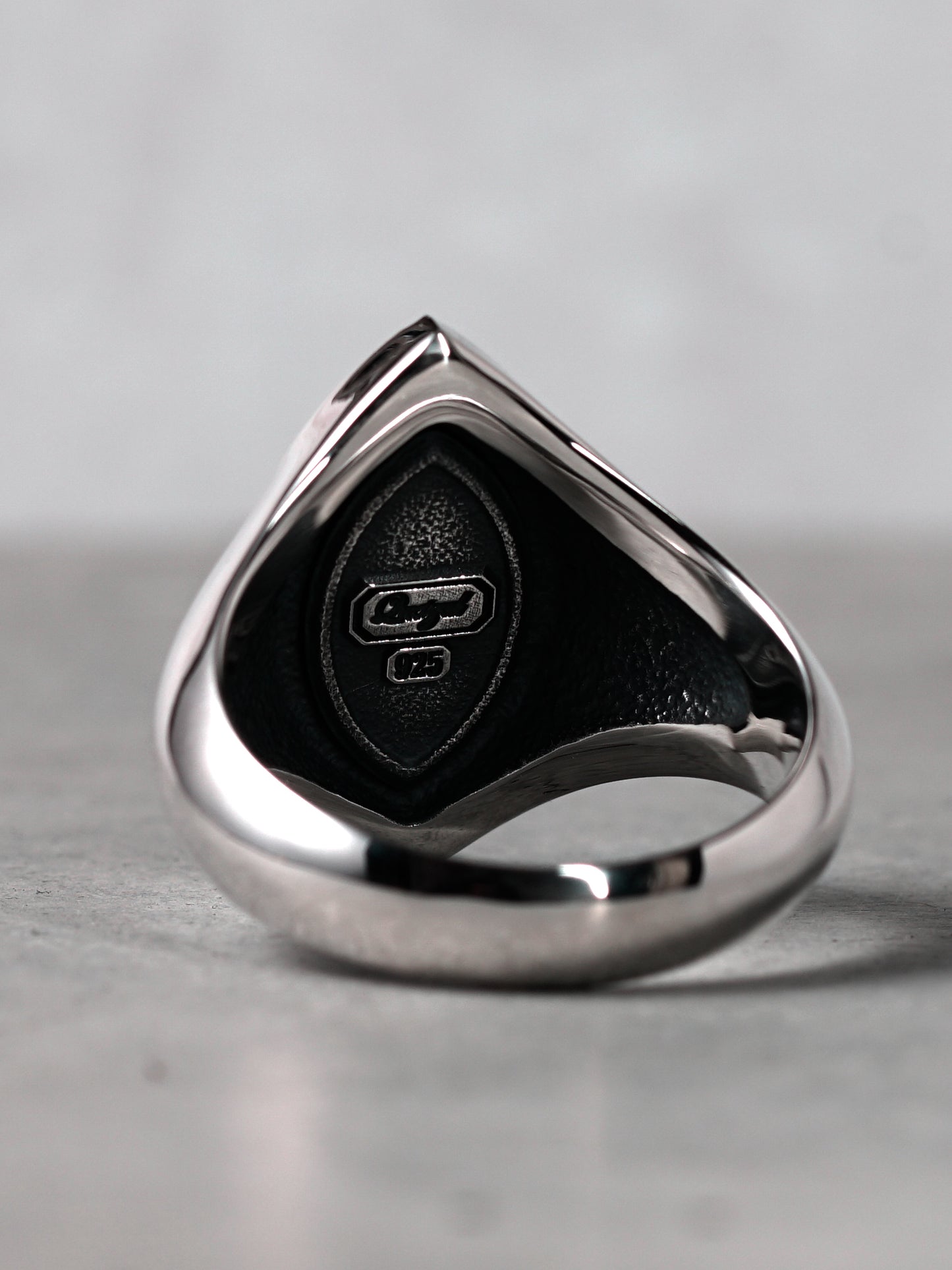 QR38MP Scroll Signet Ring 'Marquess' M Polish ver.