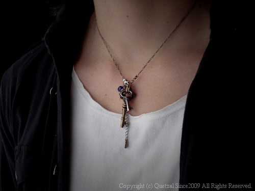 QN03 Brocante Key Necklace B