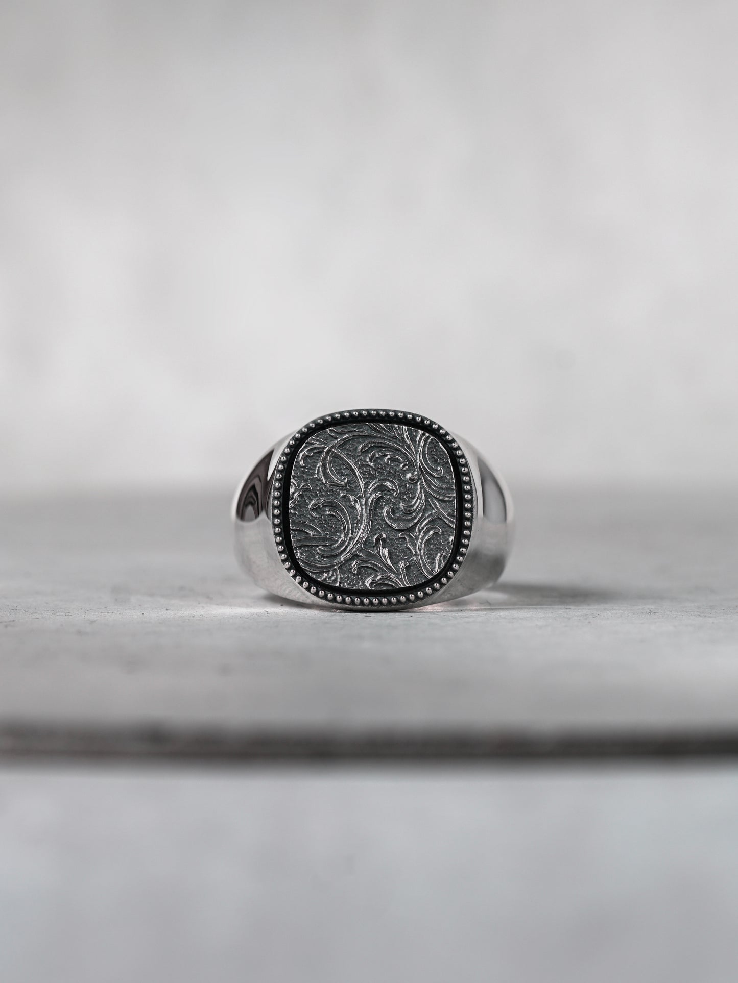 QR34SP Scroll Signet Ring 2 S Polish ver.