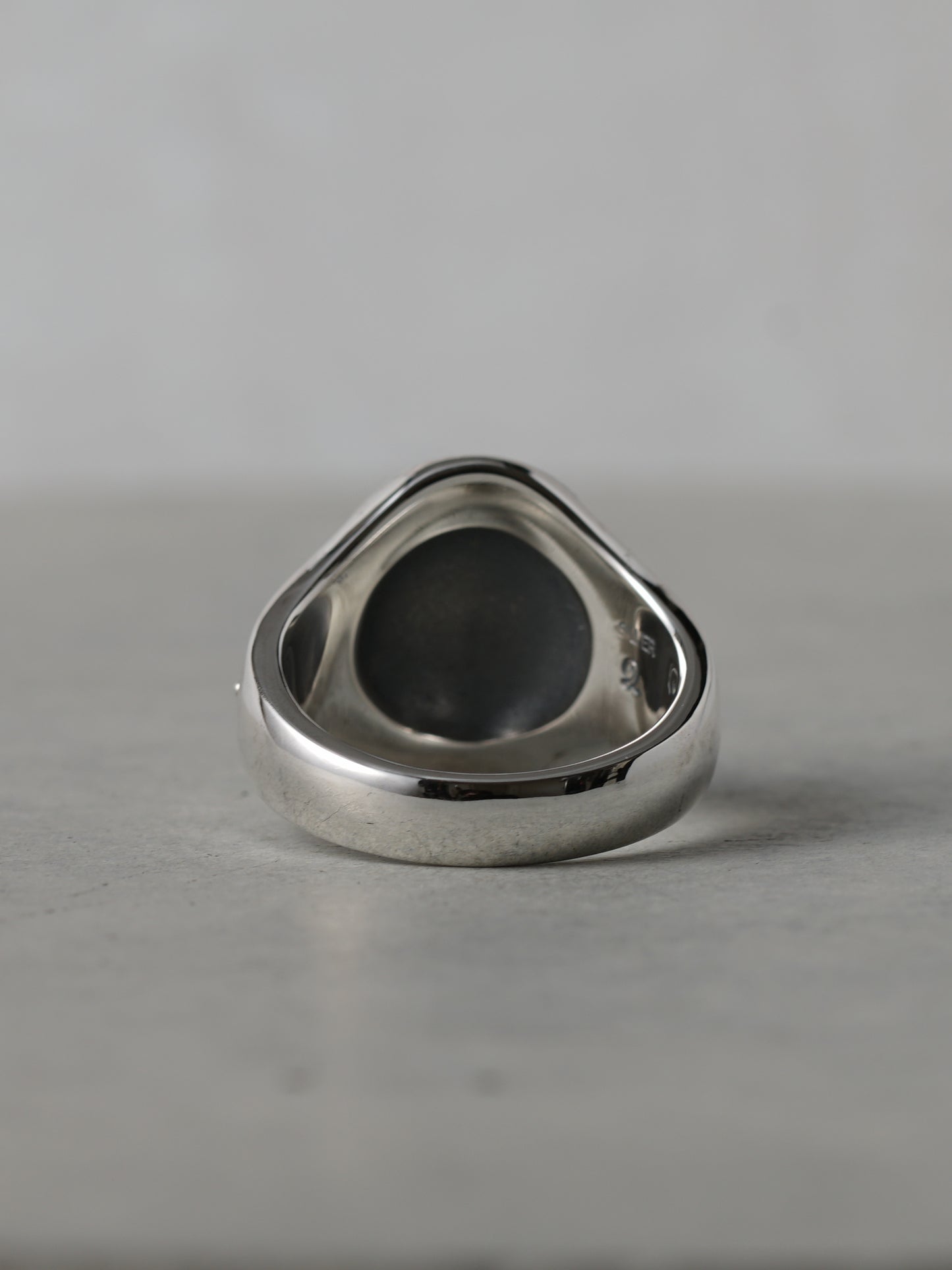 QR23NP Small Maria Oval Ring Normal and Polish ver.