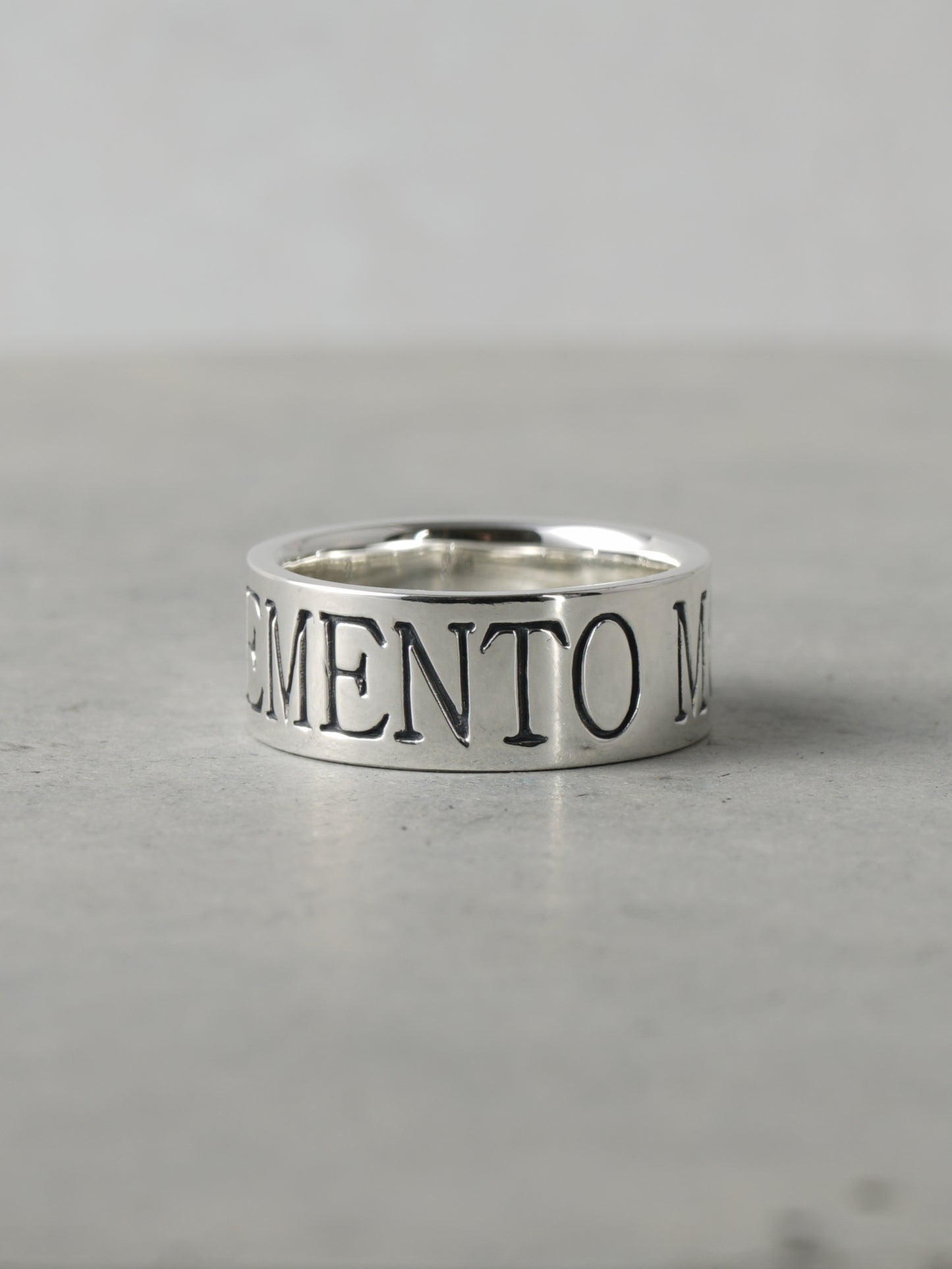 QR16P Memento Mori Ring Polish ver.