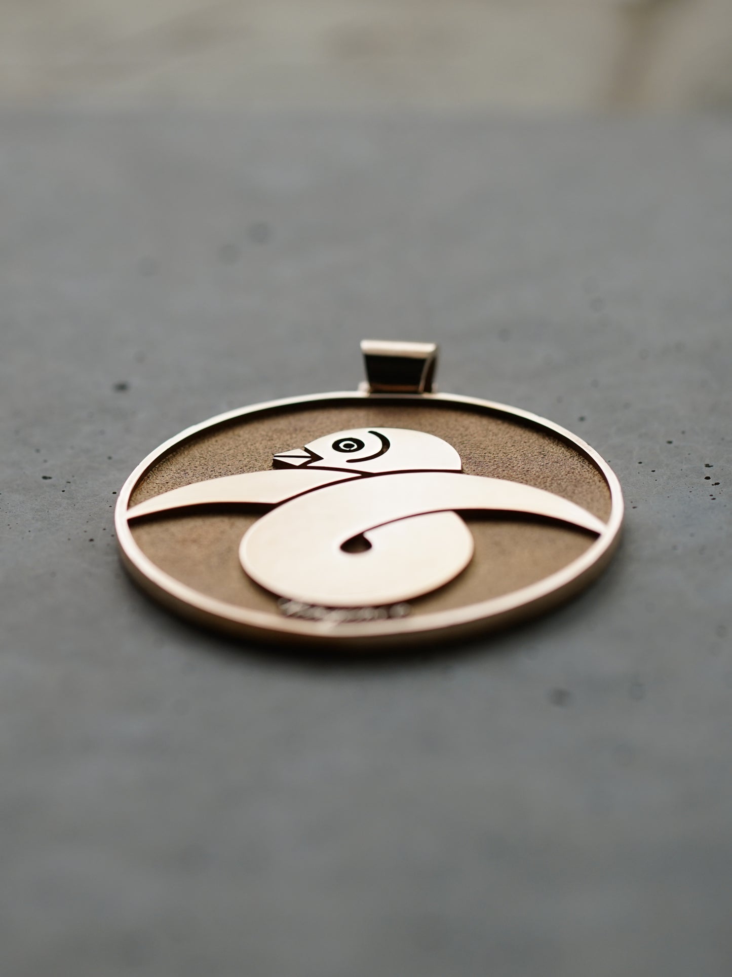 QFO077 Circle Pendant