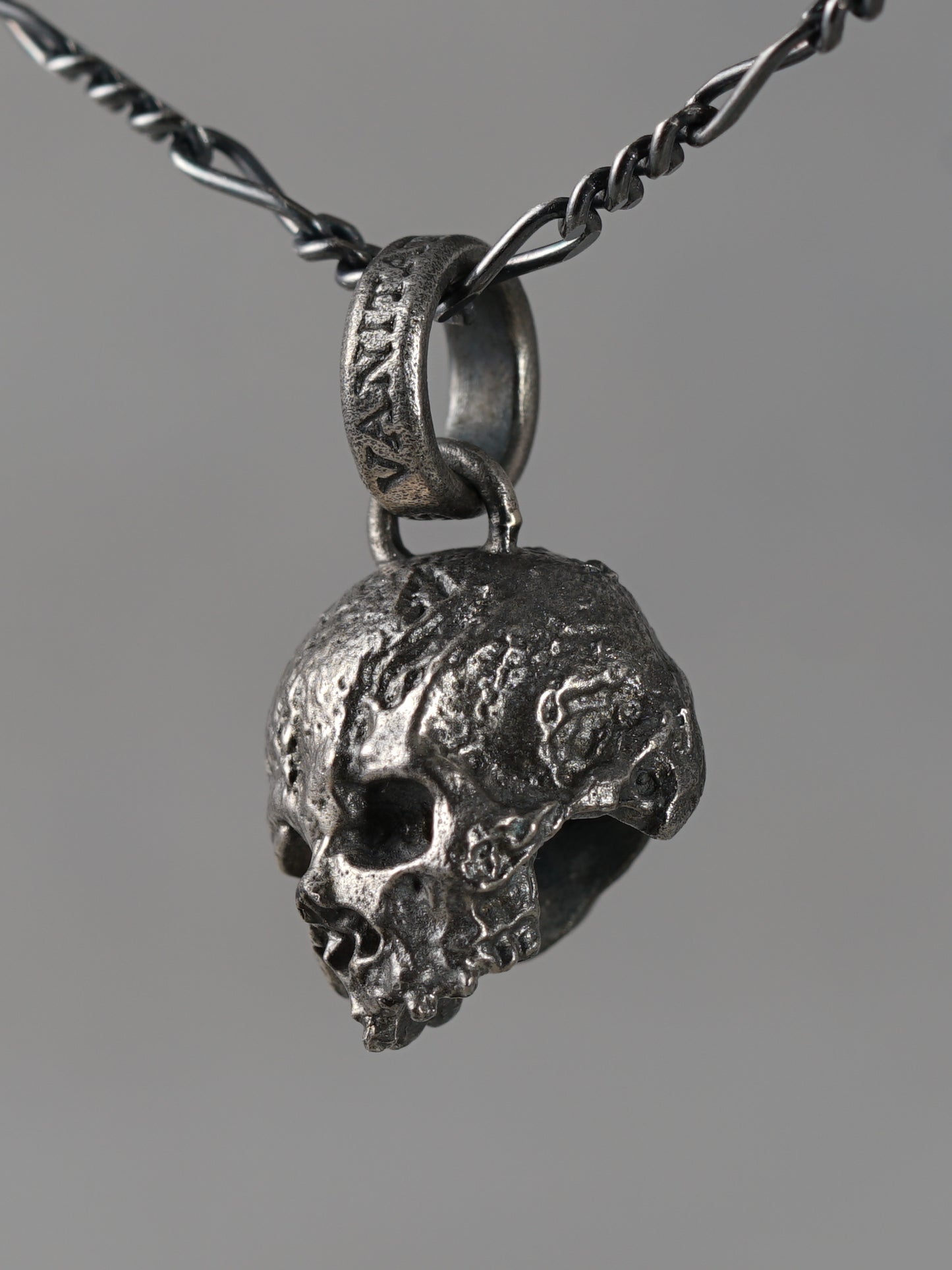 QN24A Vanitas Pendant  Antique ver.